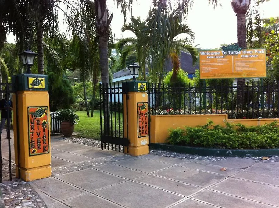אוצ'ו ריוס Sunshine Island Vacation Home אוצ'ו ריוס